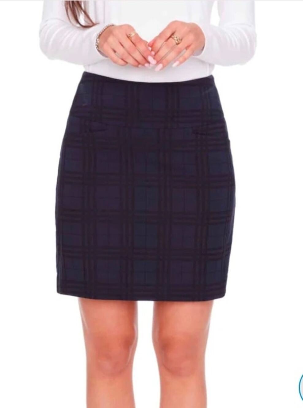 Swing control Plaid Jacquard black skort Size 10 Athleisure Golf slimming